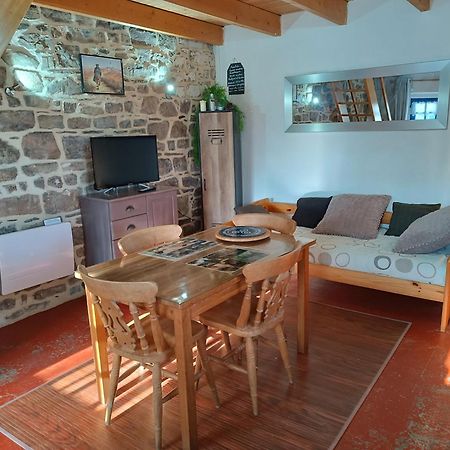 Petit Gite Cocoon Ty Bihan Ar Feunteun Scrignac Екстериор снимка