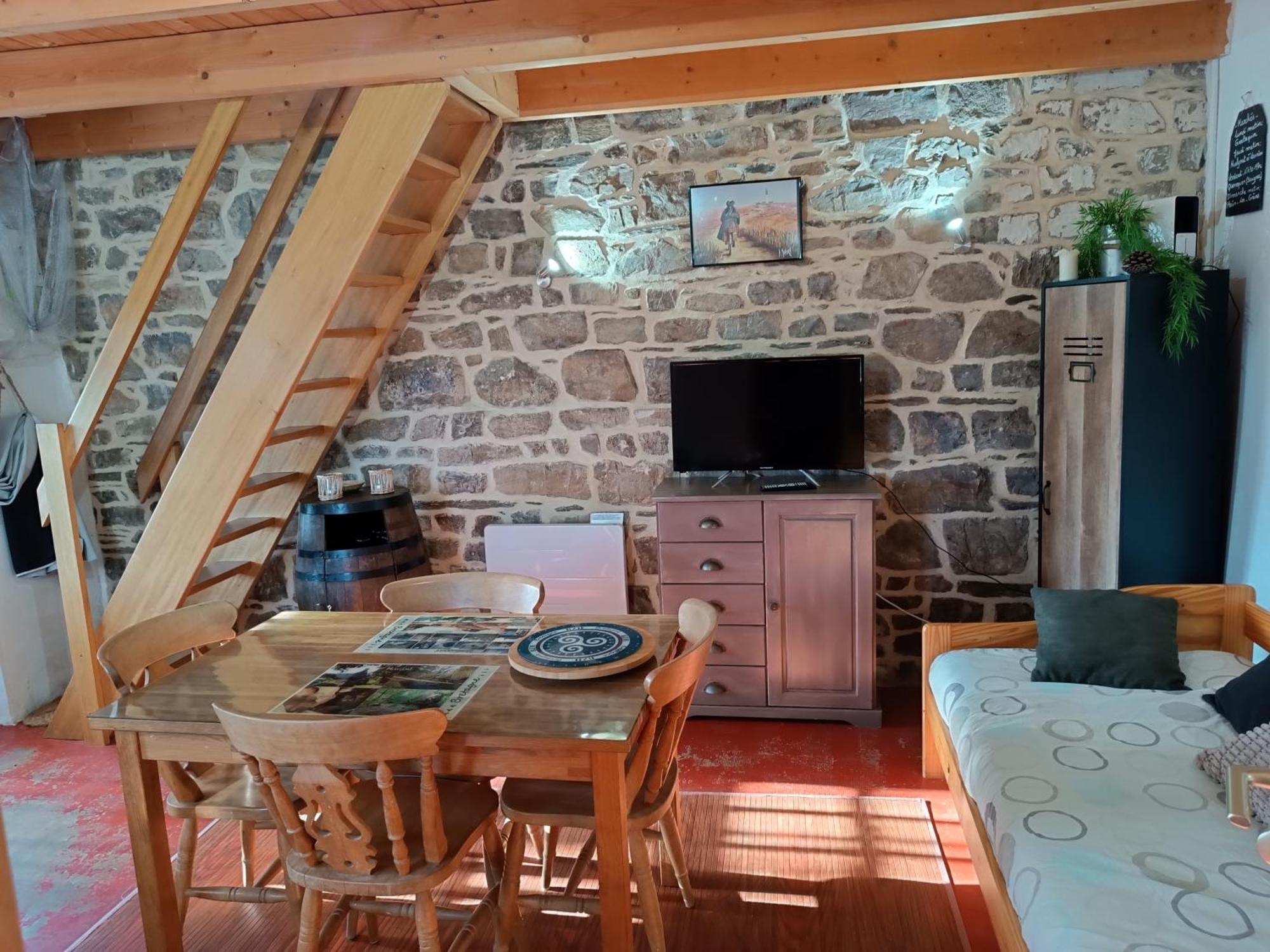 Petit Gite Cocoon Ty Bihan Ar Feunteun Scrignac Екстериор снимка